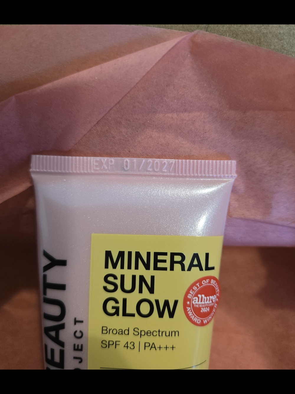 Mineral Sun Glow SPF 43 Broad Spectrum Sunscreen - Medium-Deep - Picture 6 of 6